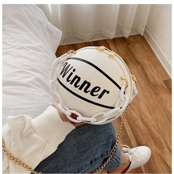 Sheer Beauté Basketball Shaped Chain Bag - Picture 1 of 12